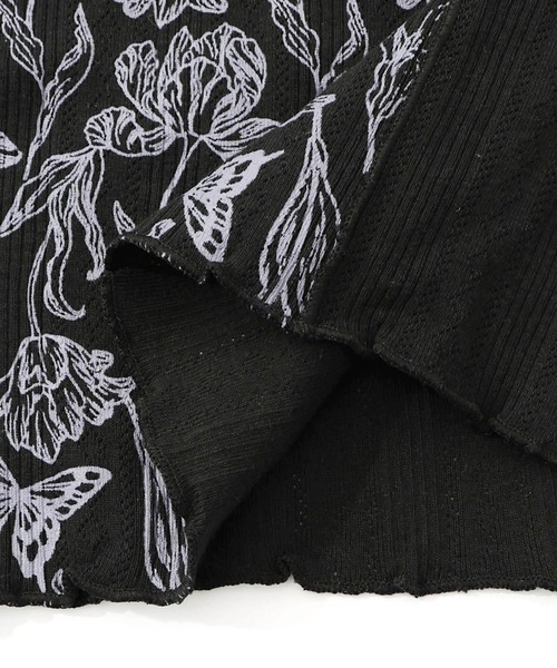 iS ScoLar（イズスカラー）の「561204：花蝶柄テレコ素材メロウ入りインナー（Tシャツ/カットソー・レディース・サックスブルー/ブラック/アイボリー・M）」の20枚目の写真