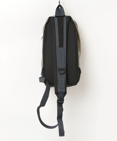 GREGORY（グレゴリー）の「スウィッチスリング SWITCH SLING サンドストーム（ボディバッグ/ウエストポーチ・メンズ・ベージュ系・ONE SIZE）」の2枚目の写真