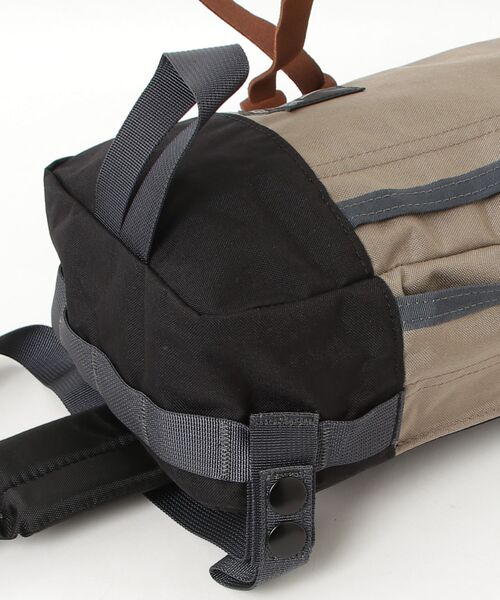 GREGORY（グレゴリー）の「スウィッチスリング SWITCH SLING サンドストーム（ボディバッグ/ウエストポーチ・メンズ・ベージュ系・ONE SIZE）」の3枚目の写真