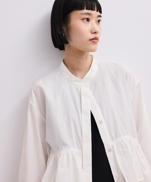 ADAM ET ROPE'（アダムエロペ）の「【WEB限定】フリルブラウス（シャツ/ブラウス・レディース・ホワイト/サックスブルー/ブラック・FREE）」の13枚目の写真