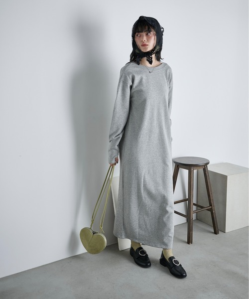 THE YOn(ザヨン)の「コットン裏毛バックオープンワンピース(ワンピース・レディース・グレー/チャコールグレー/クリーム/ピンク・FREE)」の8枚目の写真