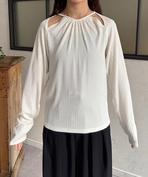 Thevon(ゼボン)の「変形ホルターネックリブプルオーバー(Tシャツ/カットソー・レディース・ベージュ/ブラック/オフホワイト・FREE)」の12枚目の写真
