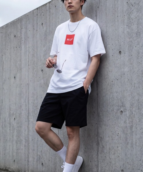 HUF(ハフ)の「【T17】【HUF/ハフ】ESSENTIALS BOX LOGO S/S TEE(Tシャツ/カットソー・メンズ・ホワイト/ブラック・MEDIUM/X-LARGE/LARGE)」の7枚目の写真