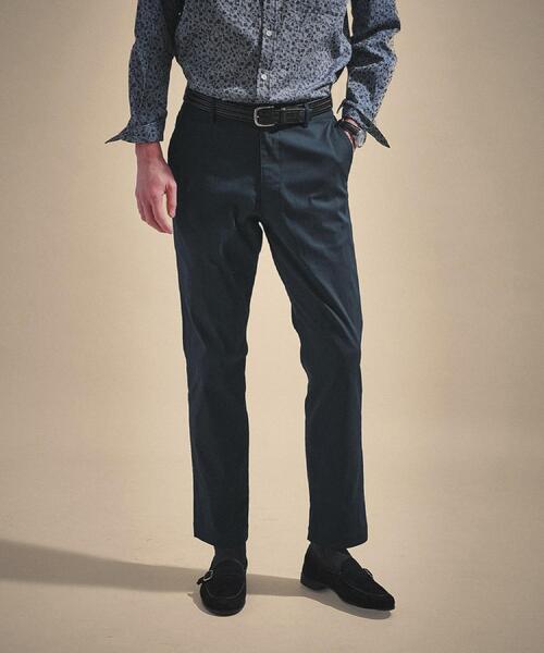 TAKEO KIKUCHI(タケオキクチ)の「【ON/OFF兼用】サイドゴアウエスト オールシーズン ストレートパンツ(スラックス・メンズ・グレー/ライトベージュ/ネイビー・01/02/03/04)」の3枚目の写真