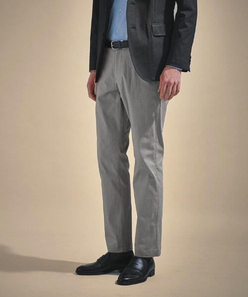 TAKEO KIKUCHI(タケオキクチ)の「【ON/OFF兼用】サイドゴアウエスト オールシーズン ストレートパンツ(スラックス・メンズ・グレー/ライトベージュ/ネイビー・01/02/03/04)」の1枚目の写真