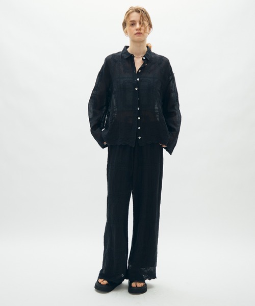 full/fill.(フルフィル)の「natural embroidery shirt / ナチュラル刺繍シャツ(シャツ/ブラウス・レディース・ナチュラル/ブラック・FREE)」の9枚目の写真