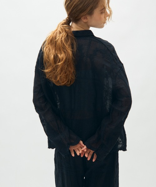 full/fill.(フルフィル)の「natural embroidery shirt / ナチュラル刺繍シャツ(シャツ/ブラウス・レディース・ナチュラル/ブラック・FREE)」の4枚目の写真