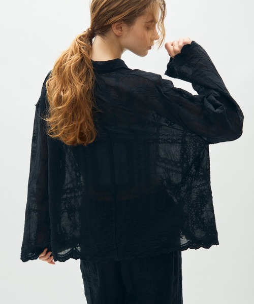 full/fill.(フルフィル)の「natural embroidery shirt / ナチュラル刺繍シャツ(シャツ/ブラウス・レディース・ナチュラル/ブラック・FREE)」の5枚目の写真
