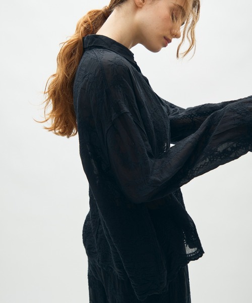 full/fill.(フルフィル)の「natural embroidery shirt / ナチュラル刺繍シャツ(シャツ/ブラウス・レディース・ナチュラル/ブラック・FREE)」の6枚目の写真