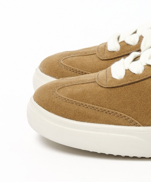 niko and...（ニコアンド）の「《抗菌消臭》フェイクスエード柔らかスニーカー（スニーカー・レディース・ライトグレー/キャメル・MEDIUM/LARGE）」の9枚目の写真