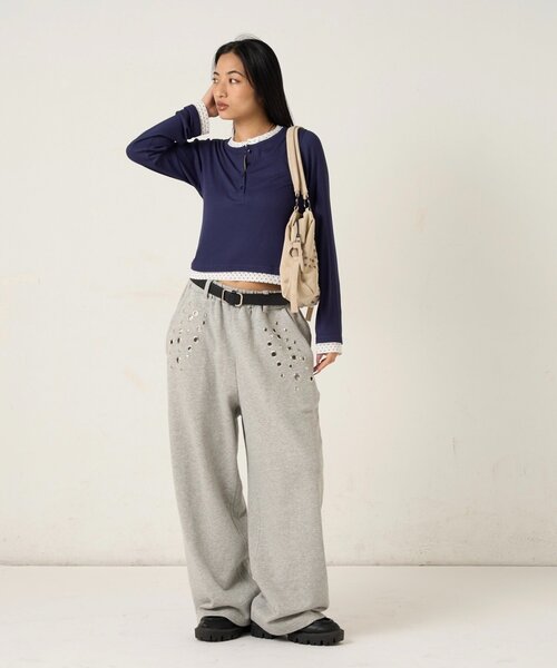 WHO'S WHO gallery（フーズフーギャラリー）の「【WEB限定カラーあり/ドット柄】レイヤードヘンリートップス（Tシャツ/カットソー・レディース・ピンク/ネイビー/ブルー系その他/イエロー/アイボリー/グレー系その他/イエロー系その他/ピンク系その他/ブラック系その他・FREE）」の17枚目の写真