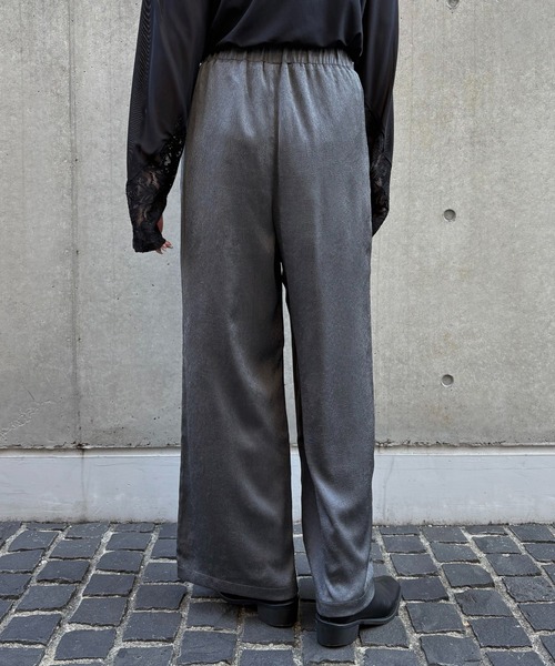 &g'aime（アンジェム）の「【&ｇ'aime 】サテンパンツ　Satin Pants（スラックス・レディース・ブラック/グレイッシュベージュ/グレー・FREE）」の17枚目の写真