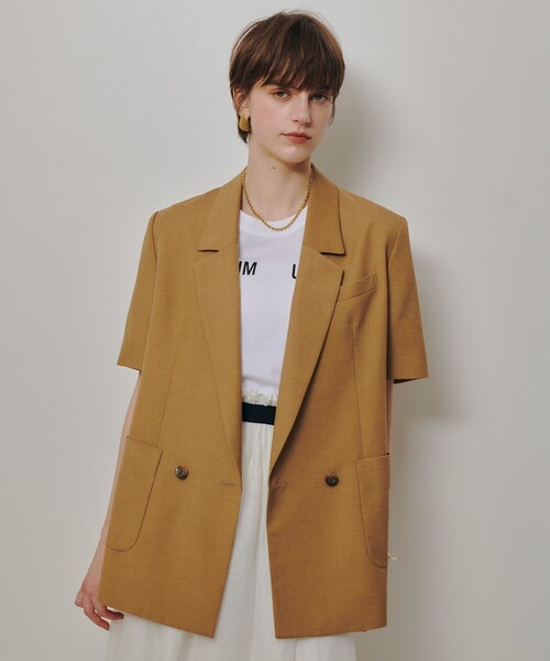 allureville(アルアバイル)の「ハーフスリーブジャケット(テーラードジャケット・レディース・キャメル/ベージュ・1/2)」の8枚目の写真