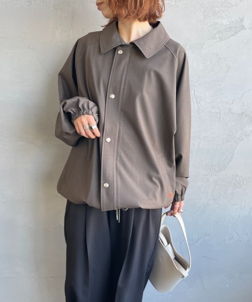 UNIVERSAL OVERALL（ユニバーサルオーバーオール）の「[UNIVERSAL OVERALL/ユニバーサルオーバーオール] 別注 コーチジャケット（その他アウター・レディース・ライトグレー/ブラック/グレイッシュベージュ・L/M）」の17枚目の写真