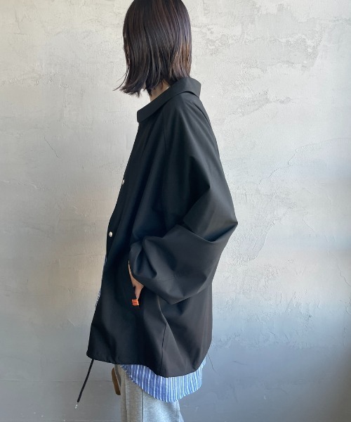 UNIVERSAL OVERALL（ユニバーサルオーバーオール）の「[UNIVERSAL OVERALL/ユニバーサルオーバーオール] 別注 コーチジャケット（その他アウター・レディース・ライトグレー/ブラック/グレイッシュベージュ・L/M）」の7枚目の写真
