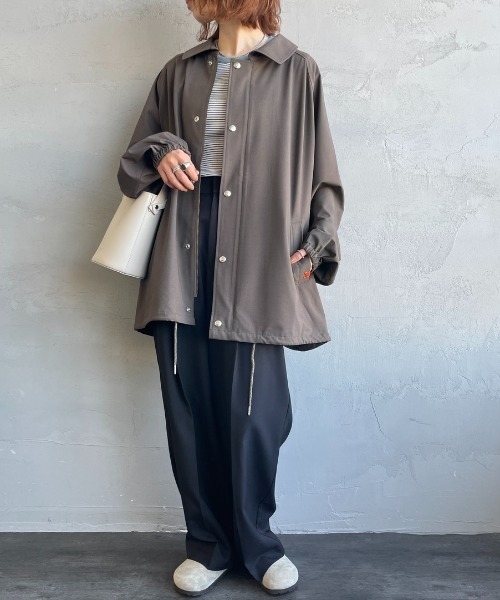 UNIVERSAL OVERALL（ユニバーサルオーバーオール）の「[UNIVERSAL OVERALL/ユニバーサルオーバーオール] 別注 コーチジャケット（その他アウター・レディース・ライトグレー/ブラック/グレイッシュベージュ・L/M）」の11枚目の写真