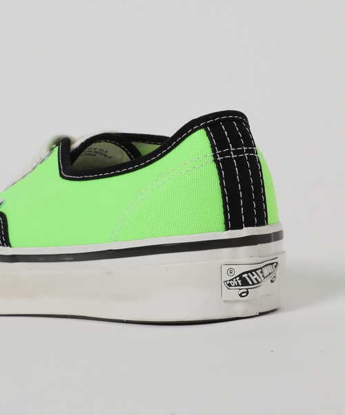 VANS（バンズ）の「VANS / ヴァンズ プレミアム オーセンティック 44（スニーカー・メンズ・ピンク/グリーン・28cm/27.5cm/27cm/26.5cm/26cm）」の9枚目の写真