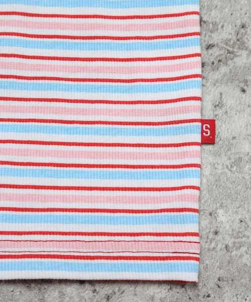 SUNDAYS SUN(サンデイズ サン)の「【綿97%/メロウ】選べる4柄 テレコリブ総柄半袖Tシャツ(Tシャツ/カットソー・キッズ・レッド/ターコイズブルー/アイボリー/ブラック・100/90/130/110/120)」の9枚目の写真