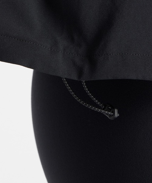 NEW BALANCE(ニューバランス)の「ファストデイズジャケット(ナイロンジャケット・レディース・ライトグレー/ブラック・X-LARGE/LARGE/MEDIUM/SMALL)」の8枚目の写真