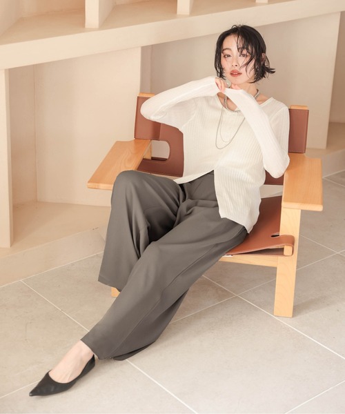 AMELY(エミリー)の「タックワイドパンツ(その他パンツ・レディース・グレイッシュベージュ/ライトベージュ/ベビーピンク/アイボリー/ブラック・L/M)」の16枚目の写真