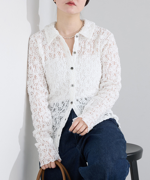 IENA(イエナ)の「《追加》Flowerストレッチレース ポロシャツ(Tシャツ/カットソー・レディース・ブラック/ホワイト・FREE)」の2枚目の写真