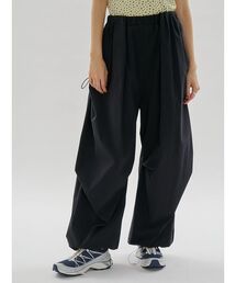 emmi（エミ）の「eco ボリュームパラシュートパンツ/撥水/UVカット/接触冷感（その他パンツ）」