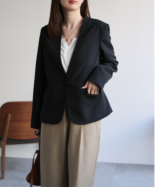 sakishimatokyo（サキシマトーキョー）の「【3サイズ展開】シングルブレスト ノーカラージャケット（ノーカラージャケット・レディース・ネイビー/ライトベージュ/ブラック・SMALL/LARGE/MEDIUM）」の12枚目の写真