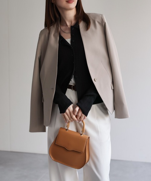 sakishimatokyo（サキシマトーキョー）の「【3サイズ展開】シングルブレスト ノーカラージャケット（ノーカラージャケット・レディース・ネイビー/ライトベージュ/ブラック・SMALL/LARGE/MEDIUM）」の20枚目の写真