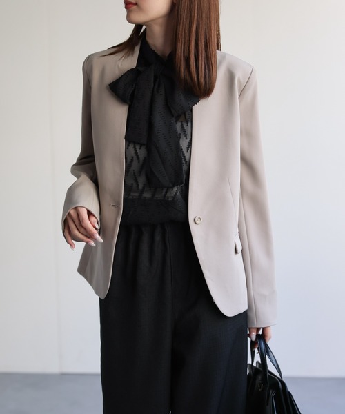 sakishimatokyo（サキシマトーキョー）の「【3サイズ展開】シングルブレスト ノーカラージャケット（ノーカラージャケット・レディース・ネイビー/ライトベージュ/ブラック・SMALL/LARGE/MEDIUM）」の21枚目の写真