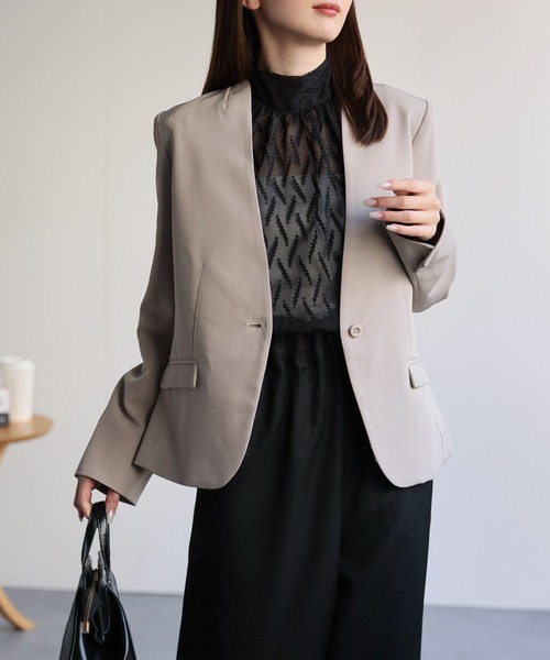 sakishimatokyo（サキシマトーキョー）の「【3サイズ展開】シングルブレスト ノーカラージャケット（ノーカラージャケット・レディース・ネイビー/ライトベージュ/ブラック・SMALL/LARGE/MEDIUM）」の6枚目の写真