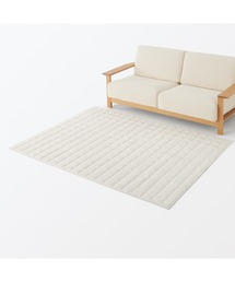 無印良品（ムジルシリョウヒン）の「ひんやり綿　キルティングラグ　１４０×１９５ｃｍ（ラグ/マット）」