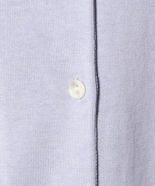UNITED ARROWS（ユナイテッドアローズ）の「18G クルーネック ニットカーディガン ‐ウォッシャブル‐（カーディガン/ボレロ・レディース・オフホワイト/ネイビー/ベージュ/ライトブルー/ブラック・FREE）」の7枚目の写真