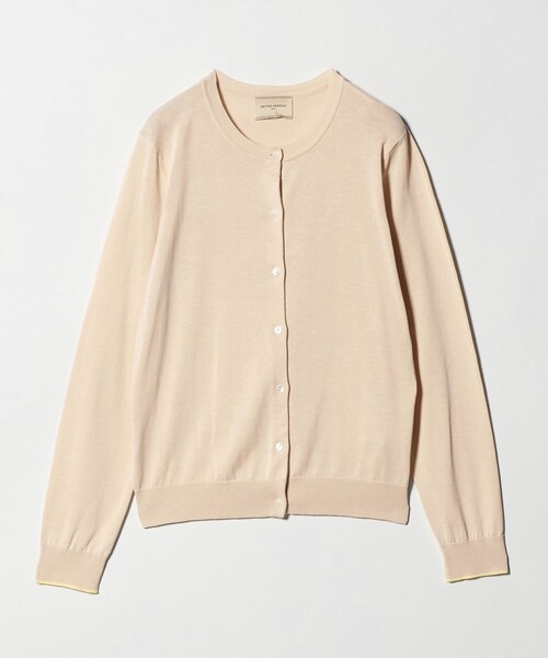 UNITED ARROWS（ユナイテッドアローズ）の「18G クルーネック ニットカーディガン ‐ウォッシャブル‐（カーディガン/ボレロ・レディース・オフホワイト/ネイビー/ベージュ/ライトブルー/ブラック・FREE）」の15枚目の写真