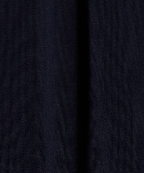 UNITED ARROWS（ユナイテッドアローズ）の「18G クルーネック ニットカーディガン ‐ウォッシャブル‐（カーディガン/ボレロ・レディース・オフホワイト/ネイビー/ベージュ/ライトブルー/ブラック・FREE）」の20枚目の写真