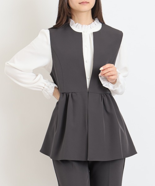 TRUDEA（トルディア）の「ノーカラー　ジレ　ジャケット（ノーカラージャケット・レディース・ブラック/チャコールグレー/ネイビー・MEDIUM/LARGE）」の8枚目の写真