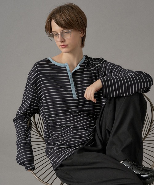 ONCILY(オンシェリー)の「HENLEY NECK BORDER KNIT TEE / ヘンリーネックボーダーニットT(Tシャツ/カットソー・メンズ・オリーブ/ブラック系その他/ネイビー系・MEDIUM/SMALL/LARGE)」の18枚目の写真