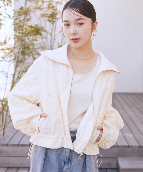 earth music&ecology（アースミュージックアンドエコロジー）の「エッジチュールラメテレコタンクトップ（タンクトップ・レディース・アイボリー/ベージュ/グレー/ブラック・S/M）」の13枚目の写真