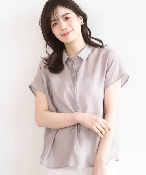 OFUON le MK(オフオンルエムケー)の「メタル釦シアーフレンチスリーブブラウス/接触冷感/洗える/WEB限定サイズあり(シャツ/ブラウス・レディース・ダークグレー/ライトブルー/ベージュ・36/38/40)」の7枚目の写真