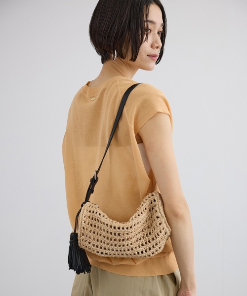 SALON adam et rope'（サロン アダム エ ロペ）の「【W S（ドゥーブル）】レザーハンドルラフィアミニバッグ（ハンドバッグ・レディース・ベージュ・FREE）」の9枚目の写真