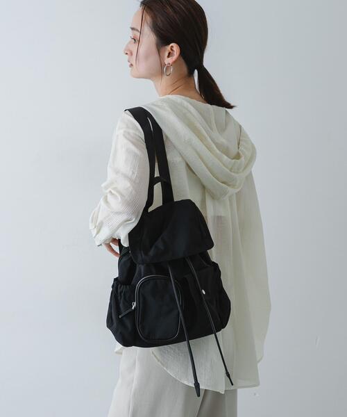 SENSE OF PLACE by URBAN RESEARCH（センスオブプレイスバイアーバンリサーチ）の「撥水マルチポケットナイロンリュック（バックパック/リュック・レディース・ブラック/ベージュ・ONE）」の3枚目の写真