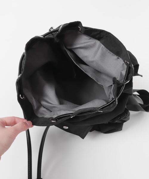 SENSE OF PLACE by URBAN RESEARCH（センスオブプレイスバイアーバンリサーチ）の「撥水マルチポケットナイロンリュック（バックパック/リュック・レディース・ブラック/ベージュ・ONE）」の13枚目の写真