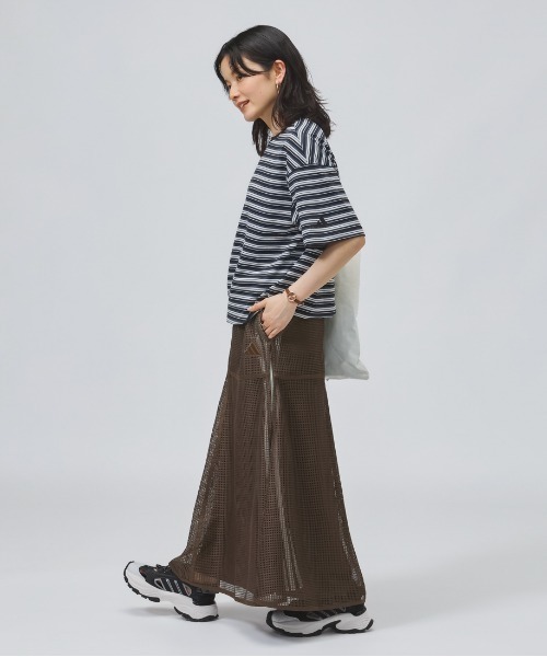 adidas(アディダス)の「アディダス adidas スタジアム クローム オーバーサイズフィット マルチストライプ 半袖Tシャツ(Tシャツ/カットソー・レディース・オフホワイト/ブラック/ベージュ・M/L)」の10枚目の写真