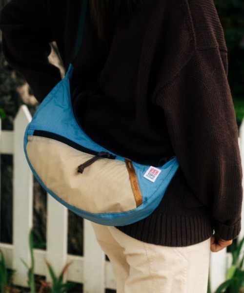TOPO DESIGNS(トポデザインズ)の「500mlペットボトル収納可能【TOPO DESIGNS】MOONLIGHT CROSSBODY BAG(ショルダーバッグ・レディース・ブラック系その他/ブラック・ONE SIZE)」の14枚目の写真