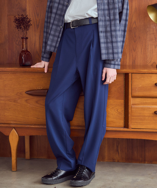 OSKR(オーエスケーアール)の「OSKR / オーエスケーアール ex Two Tuck TR Tapered Slacks(スラックス・メンズ・ブラック/グレー/ネイビー・LARGE/MEDIUM)」の14枚目の写真