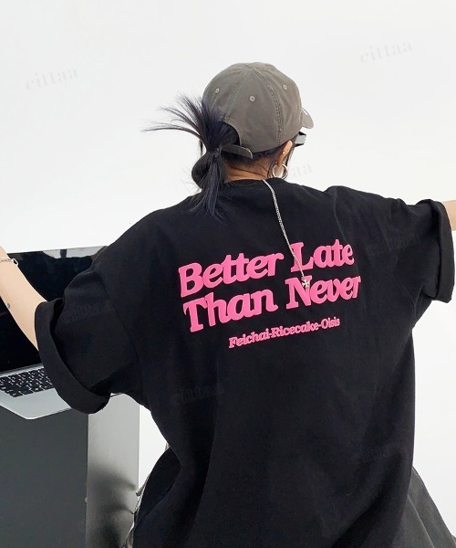 Dalfwin(ダールフィン)の「韓国ファッション Better発泡ロゴバックプリント半袖Tシャツ(Tシャツ/カットソー・レディース・ブラック/ブラウン・FREE)」の5枚目の写真