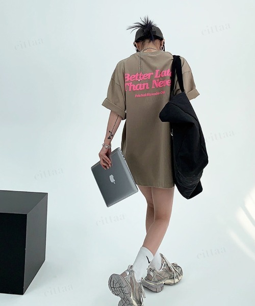 Dalfwin(ダールフィン)の「韓国ファッション Better発泡ロゴバックプリント半袖Tシャツ(Tシャツ/カットソー・レディース・ブラック/ブラウン・FREE)」の16枚目の写真