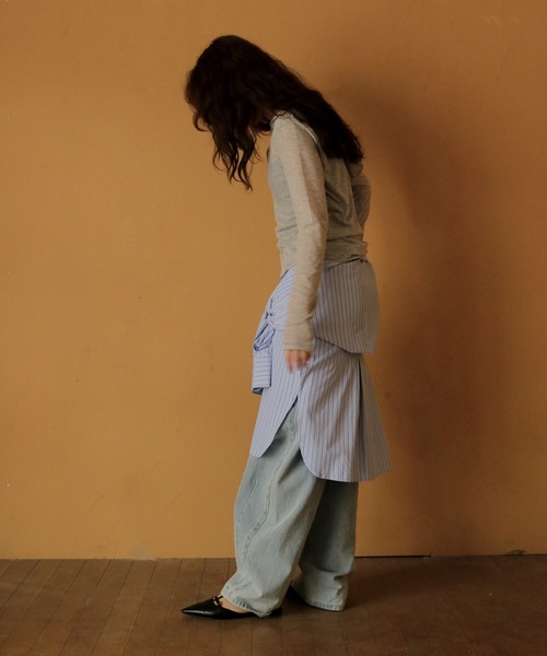 cheriella（シェリエラ）の「【cheriella】シアーフードヘンリーネックトップス　SHEER HOOD HENLEY TOP（Tシャツ/カットソー・レディース・ブラック/グレー/ホワイト・FREE）」の13枚目の写真