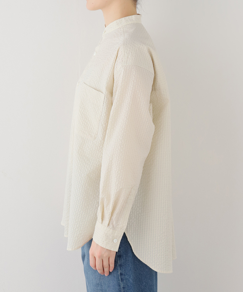 JOURNAL STANDARD LUXE(ジャーナルスタンダード ラックス)の「サッカー スタンドカラーシャツ(シャツ/ブラウス・レディース・アイボリー/ブラウン/ネイビー・FREE)」の14枚目の写真