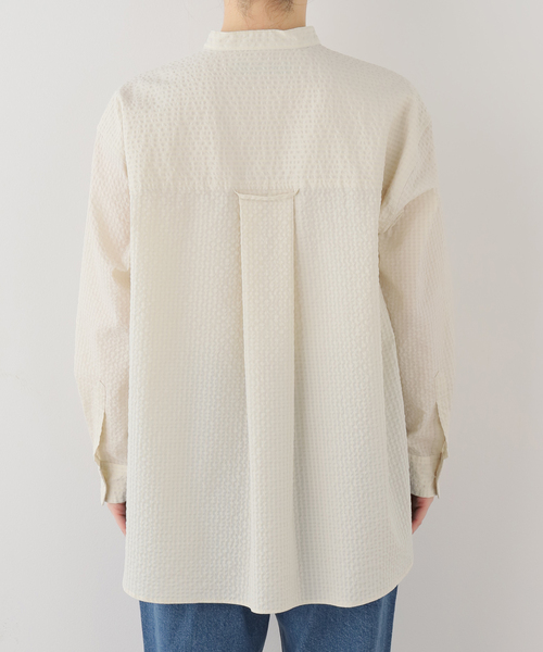 JOURNAL STANDARD LUXE(ジャーナルスタンダード ラックス)の「サッカー スタンドカラーシャツ(シャツ/ブラウス・レディース・アイボリー/ブラウン/ネイビー・FREE)」の13枚目の写真