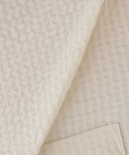 JOURNAL STANDARD LUXE(ジャーナルスタンダード ラックス)の「サッカー スタンドカラーシャツ(シャツ/ブラウス・レディース・アイボリー/ブラウン/ネイビー・FREE)」の8枚目の写真